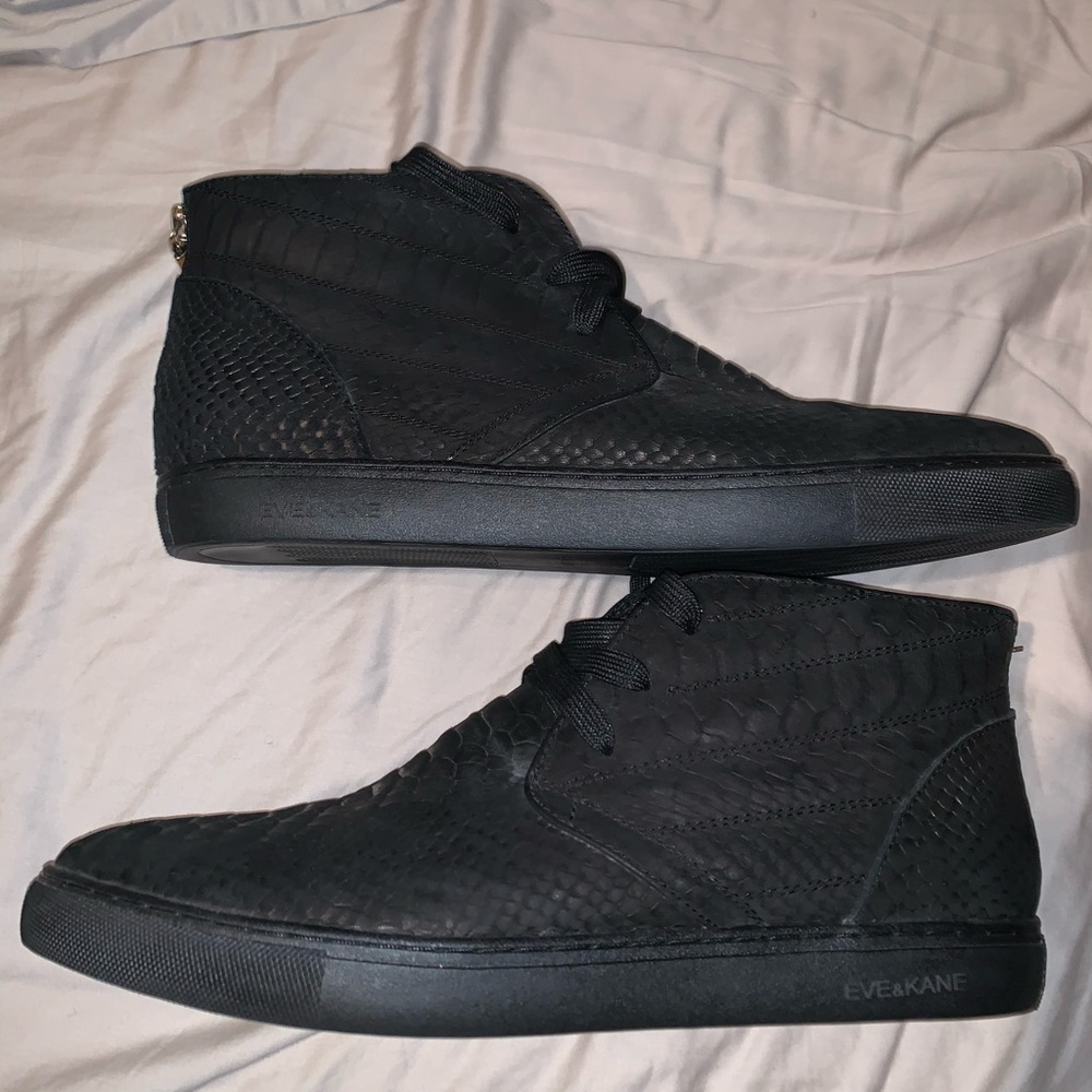 Black Eve and Kane shoes size 11